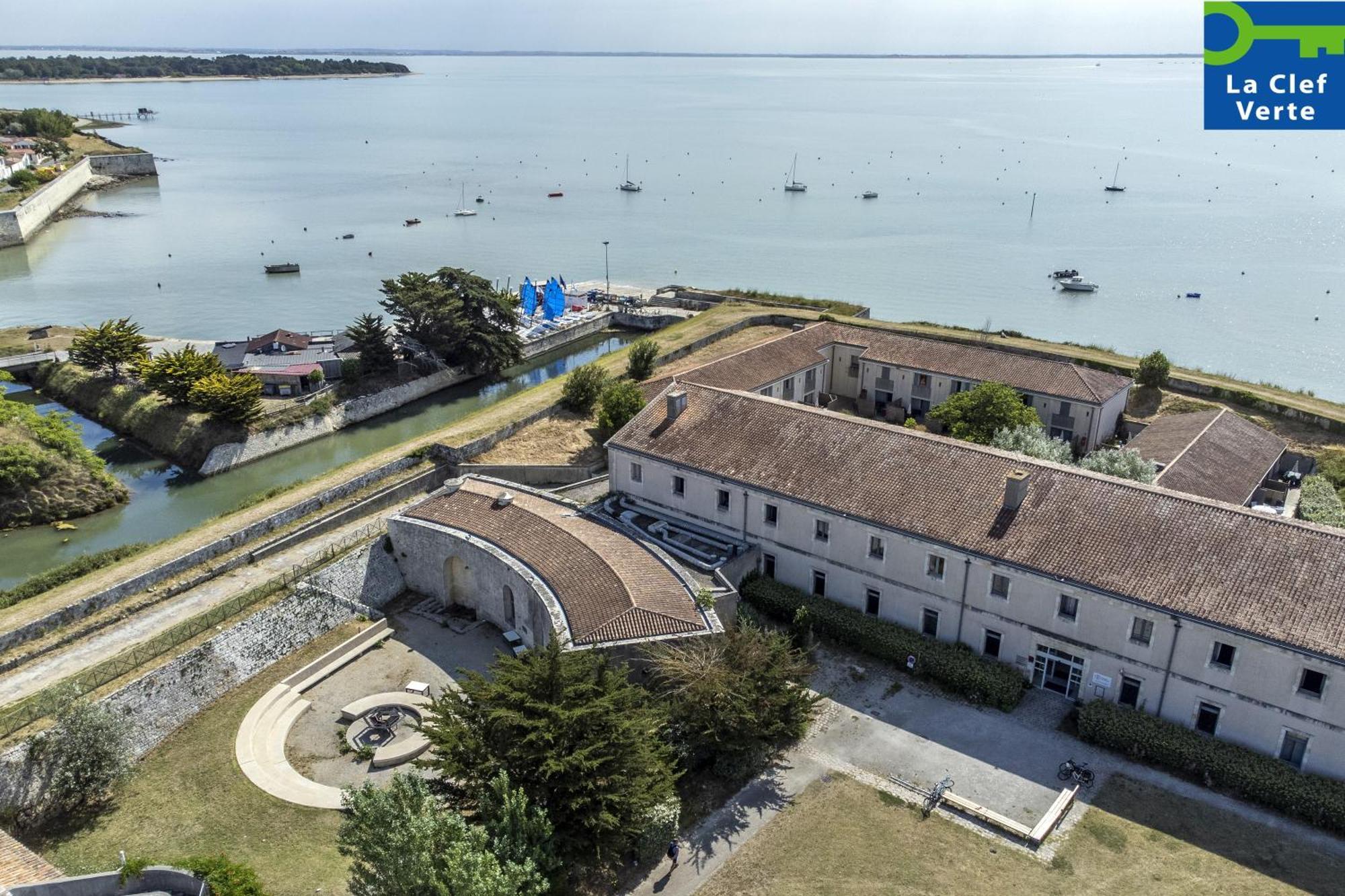 Residence Pierre & Vacances Le Fort De La Rade Ile d'Aix Exterior photo